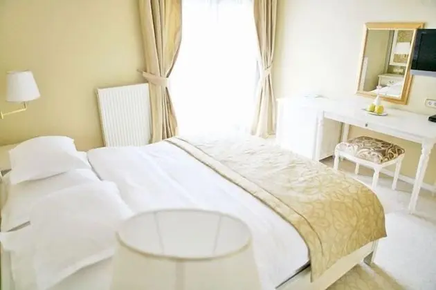 Tek Büyük Yataklı Oda