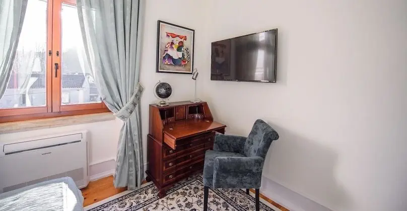 Tek Büyük Yataklı Oda, Dağ Manzaralı