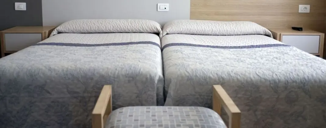 Tek Büyük veya İki Ayrı Yataklı Oda