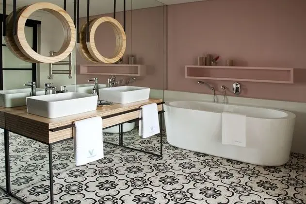 Deluxe Süit (Rosa)