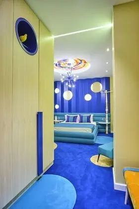 Deluxe Tek Büyük Yataklı Oda