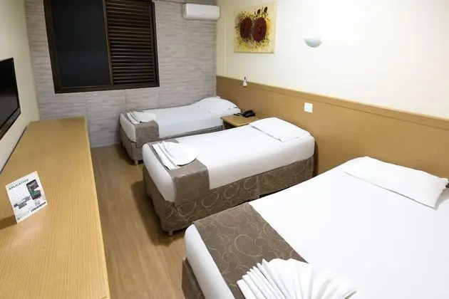 Standard Dört Kişilik Oda