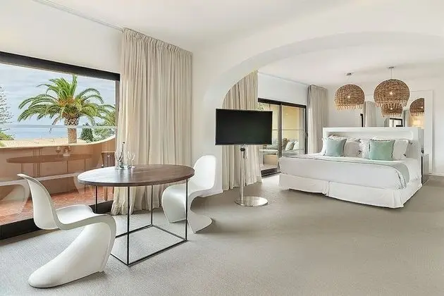 Junior Süit (Emotion)