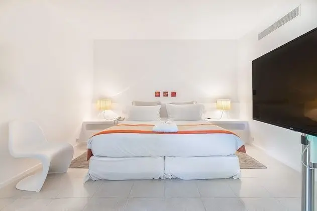 Junior Süit (Emotion)