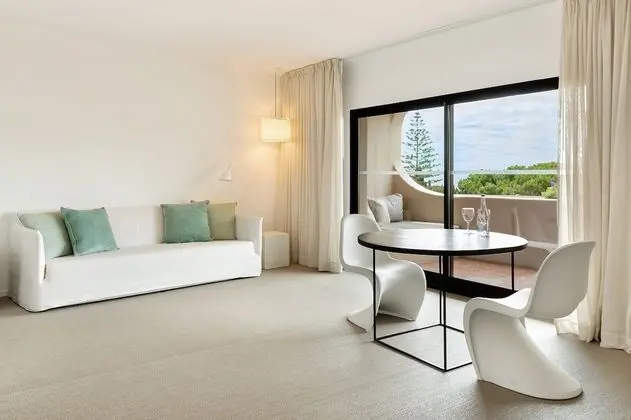 Junior Süit (Emotion)