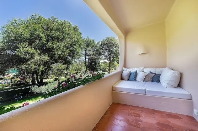 Junior Süit (Emotion)