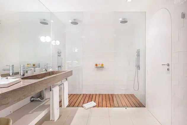 Junior Süit (Emotion)