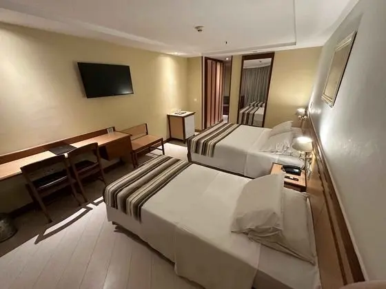 Deluxe Üç Kişilik Oda