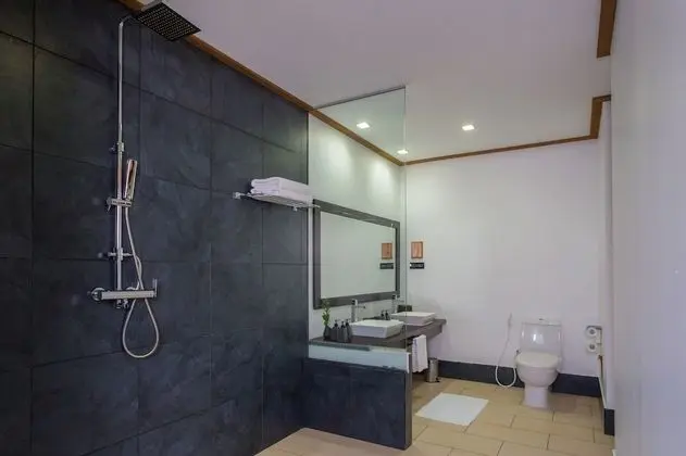 Villa, Sıcak Su Küveti, Deniz Üstü