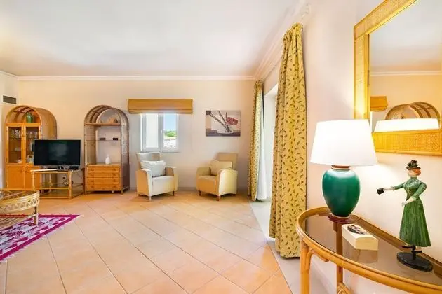 Apart Daire, 3 Yatak Odası, Teras, Bahçe Manzaralı