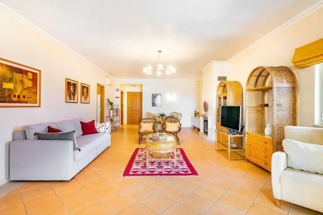 Apart Daire, 3 Yatak Odası, Teras, Bahçe Manzaralı