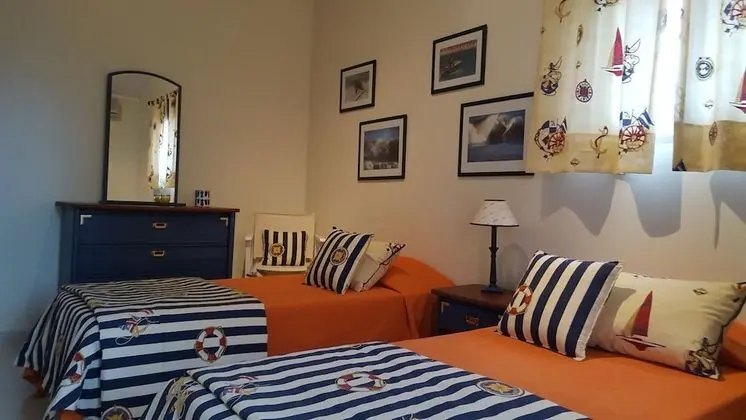 Apart Daire, 2 Yatak Odası, Balkon, Marina Manzaralı