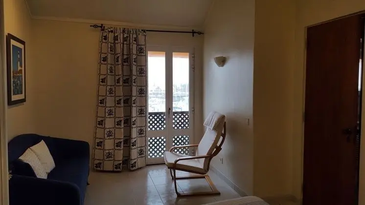 Apart Daire, 2 Yatak Odası, Balkon, Marina Manzaralı