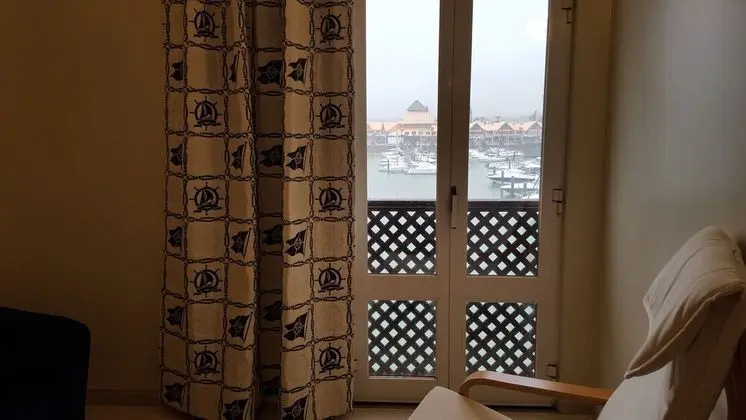 Apart Daire, 2 Yatak Odası, Balkon, Marina Manzaralı