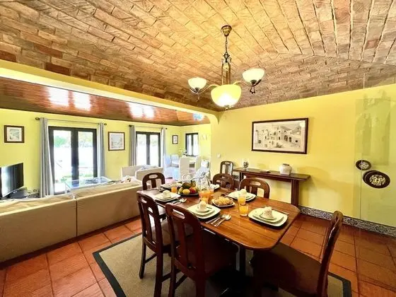 Villa, 4 Yatak Odası, Kişiye Özel Havuzlu