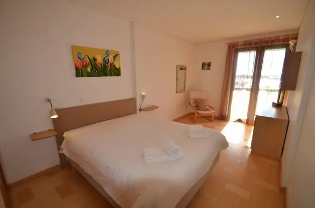 Apart Daire, 2 Yatak Odası, Teras, Bahçe Manzaralı