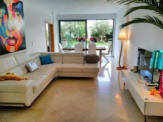 Apart Daire, 2 Yatak Odası, Teras, Bahçe Manzaralı