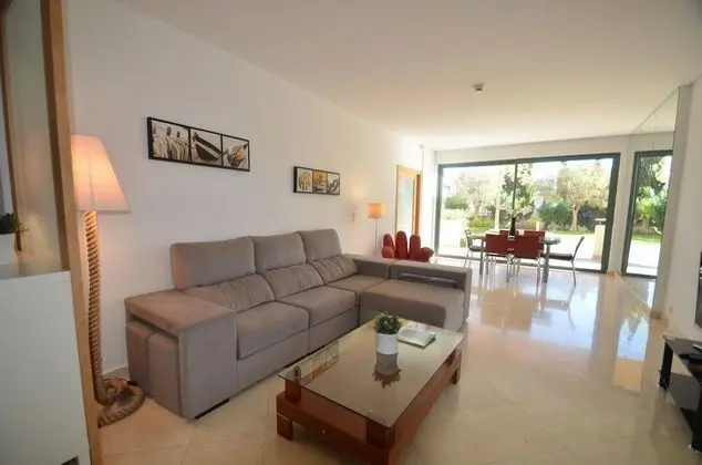 Apart Daire, 2 Yatak Odası, Teras, Bahçe Manzaralı