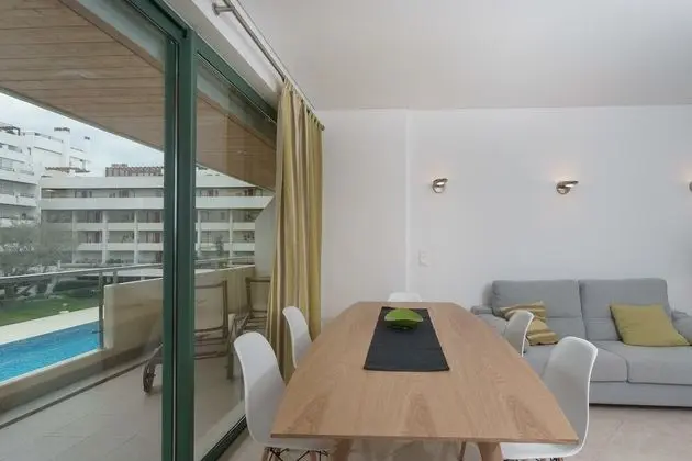 Apart Daire, 1 Yatak Odası, Teras, Havuz Manzaralı