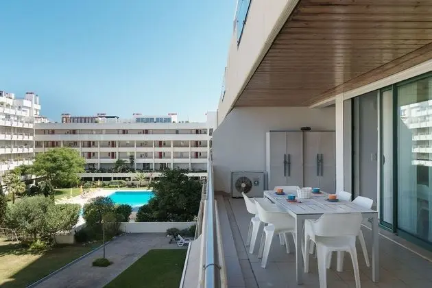 Apart Daire, 2 Yatak Odası, Teras, Bahçe Manzaralı