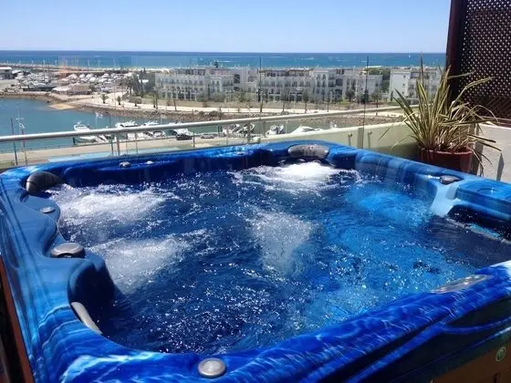 Deluxe Çatı Katı Süiti (Penthouse), 3 Yatak Odası, Sıcak Su Havuzu, Okyanus Manzaralı