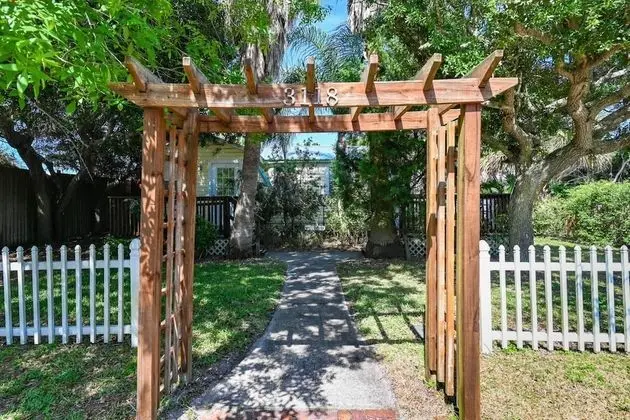 Apart Daire (Vilano Cottage Unit B)