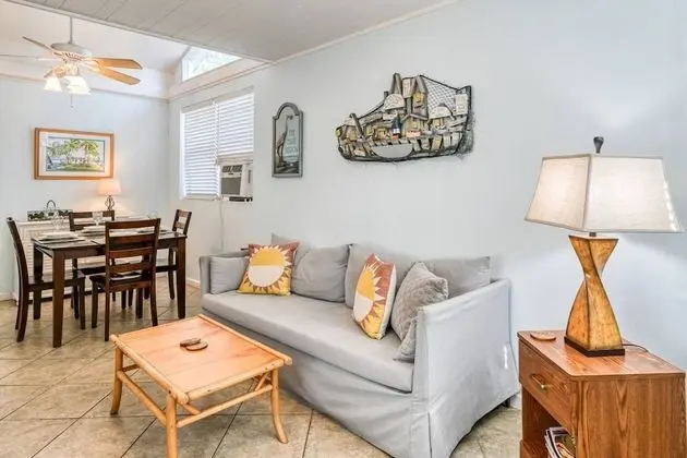 Apart Daire (Vilano Cottage Unit B)