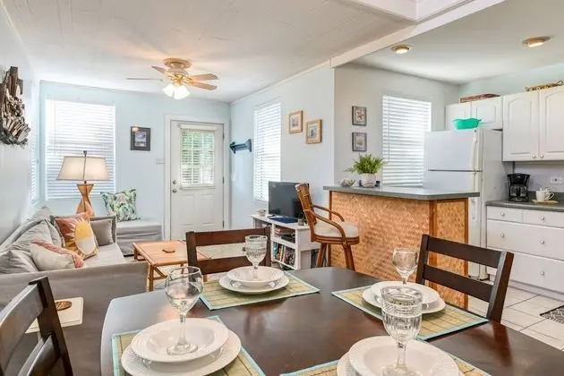 Apart Daire (Vilano Cottage Unit B)