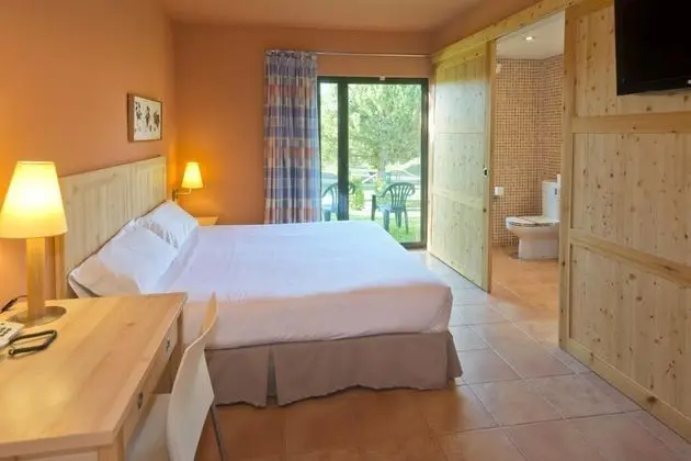 1 Çift Kişilik Veya 2 Tek Kişilik Yatak Superior