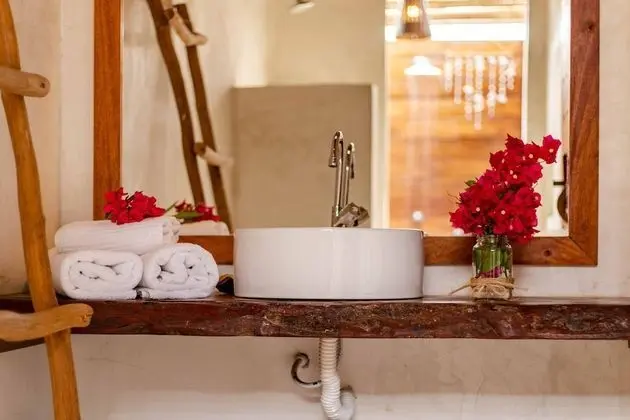 Bangalo Casal com Ducha ar livre