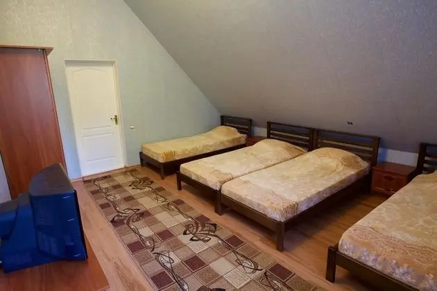 Standard Dört Kişilik Oda, Birden Çok Yatak