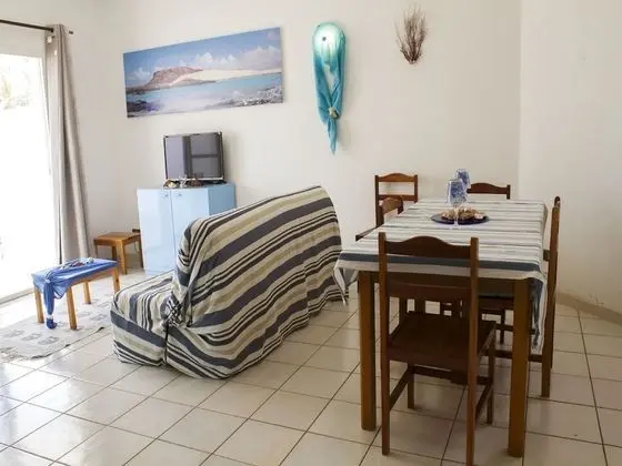 Panoramic Tek Büyük Yataklı Oda, Kısmi Deniz Manzarası, Okyanusa Sıfır