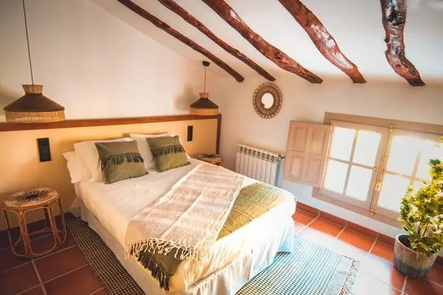 Comfort Tek Büyük Yataklı Oda