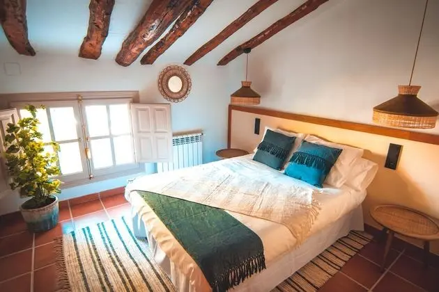 Comfort Tek Büyük Yataklı Oda