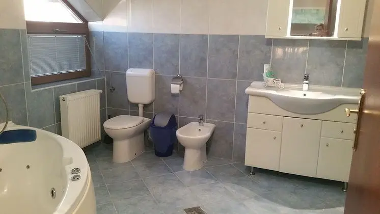 Design Oda, 1 Büyük (Queen) Boy Yatak