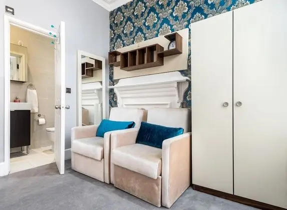 Comfort Dört Kişilik Oda, Özel Banyo