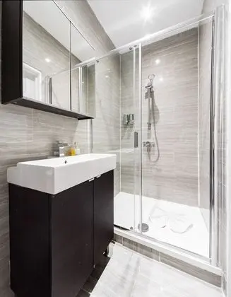 Comfort Dört Kişilik Oda, Özel Banyo