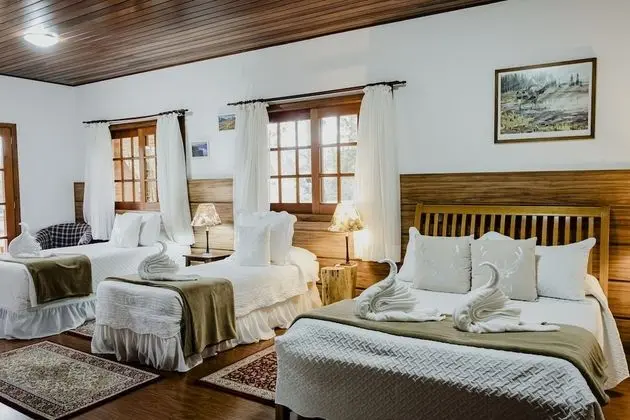 Family Dört Kişilik Oda, Birden Çok Yatak, Dağ Manzaralı