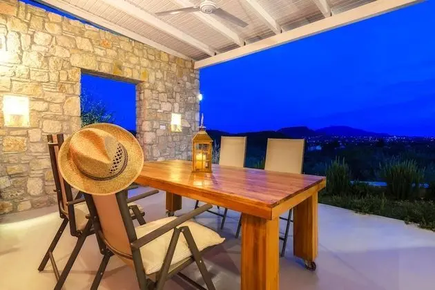 Villa, 3 Yatak Odası, Kişiye Özel Havuzlu