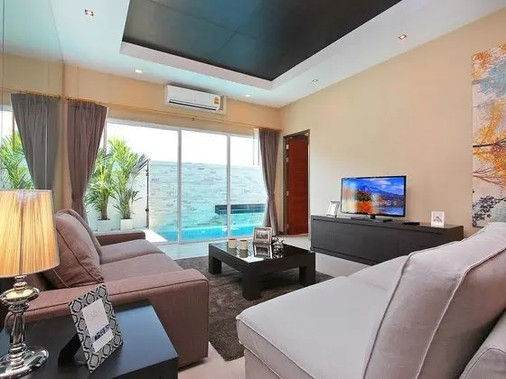 Villa Three Bedrooms Two Bathrooms