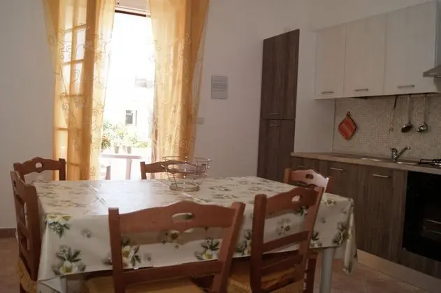 Ev (Villa Barbara)