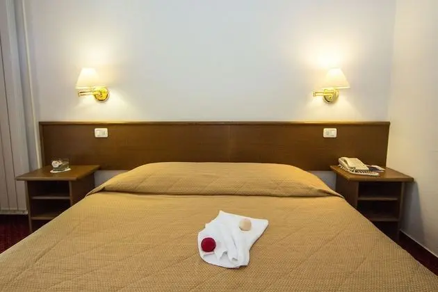 Standard Tek Büyük veya İki Ayrı Yataklı Oda, Balkon