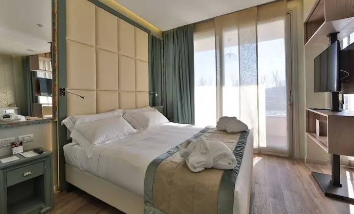 Junior Oda, Sıcak Su Küveti, Nehir Manzaralı (Private Wellness Resort)