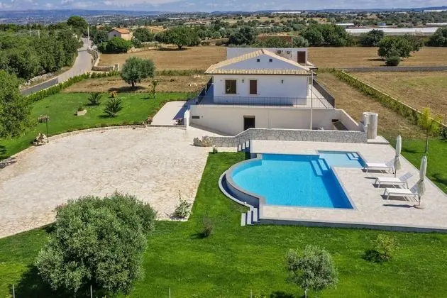 Standard Villa, Birden Çok Yatak, Bahçeli (Villetta Bianca)