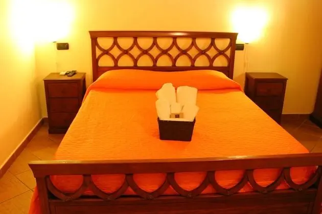 Basic Tek Büyük Yataklı Oda, 1 Büyük (Queen) Boy Yatak, Sigara İçilmez