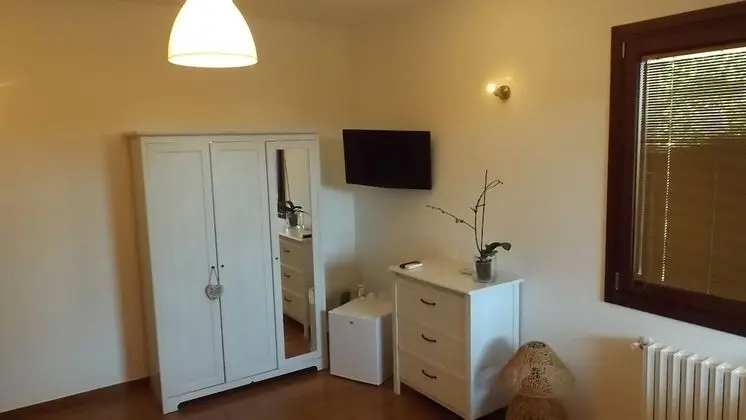 Üç Kişilik Oda, Bahçe Manzaralı