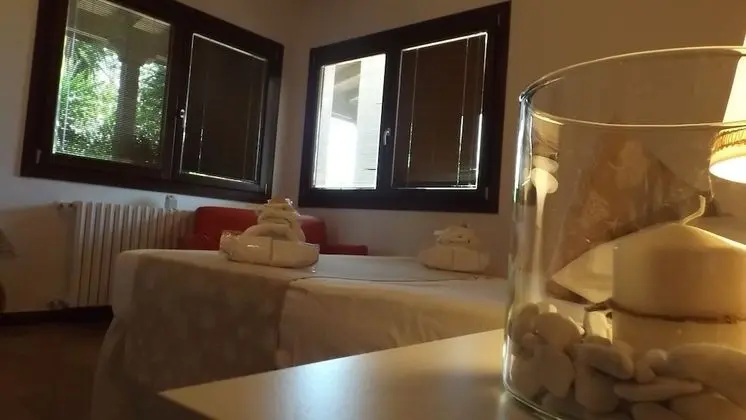Üç Kişilik Oda, Bahçe Manzaralı