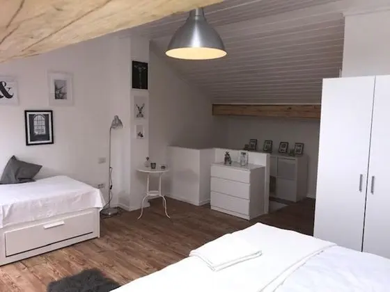 Villa, 2 Yatak Odası, Göl Manzaralı, Bahçeli
