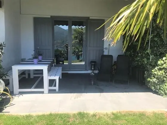 Villa, 2 Yatak Odası, Göl Manzaralı, Bahçeli