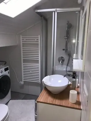 Villa, 2 Yatak Odası, Göl Manzaralı, Bahçeli